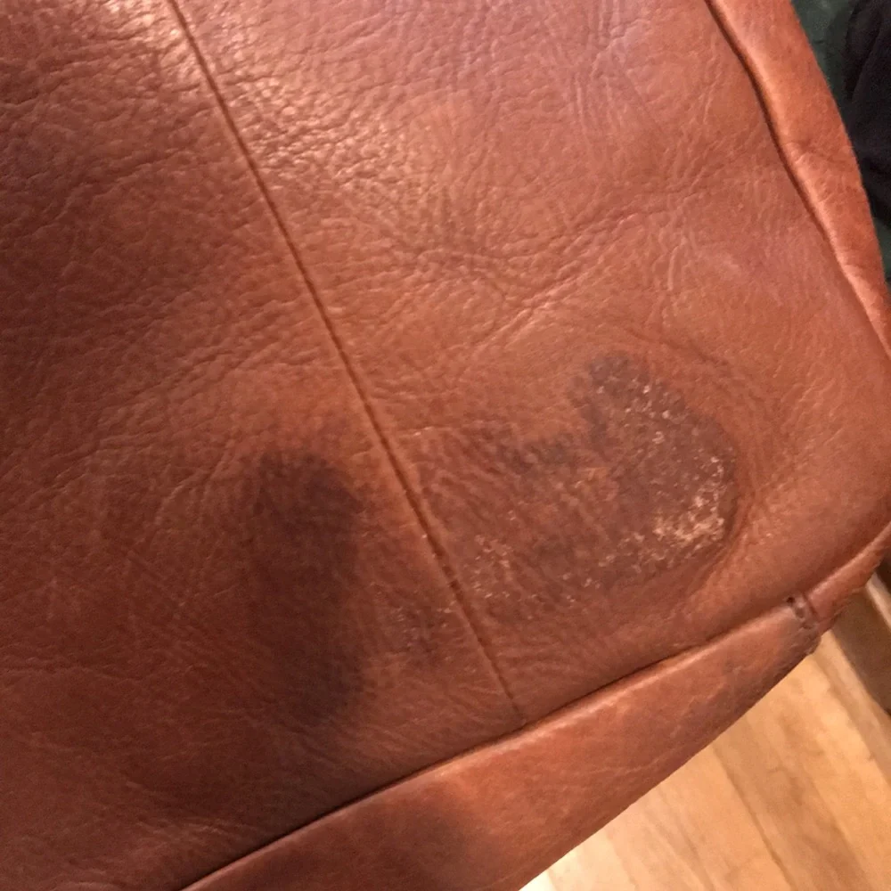 Fossil Leather Messenger Bag - Picture 15 of 17